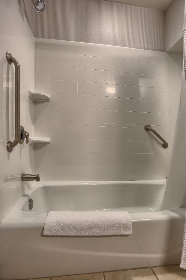 Courtyard By Marriott Harrisburg West/mechanicsburg Hotel Mechanicsburg
